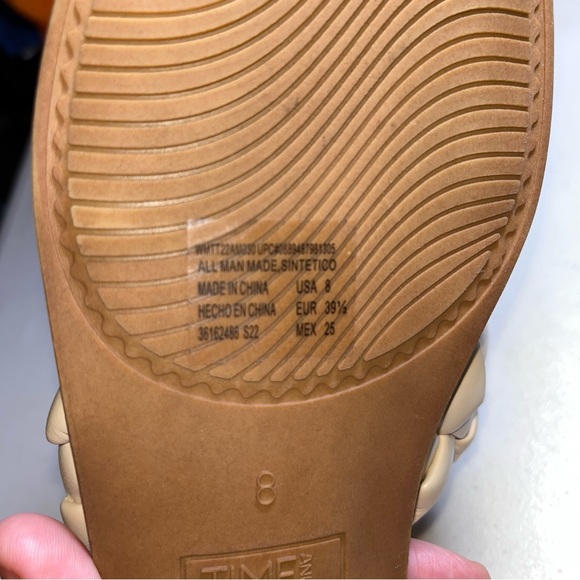 Time And Tru Women's Ivory Slip On Sandals Size 8 brand new memory foam - Picture 6 of 6